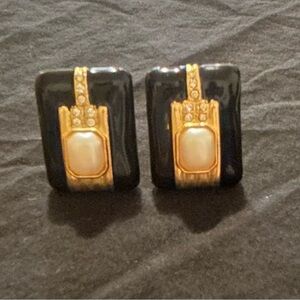 Elegant Black and Gold Earrings with Faux Pearl Accent
